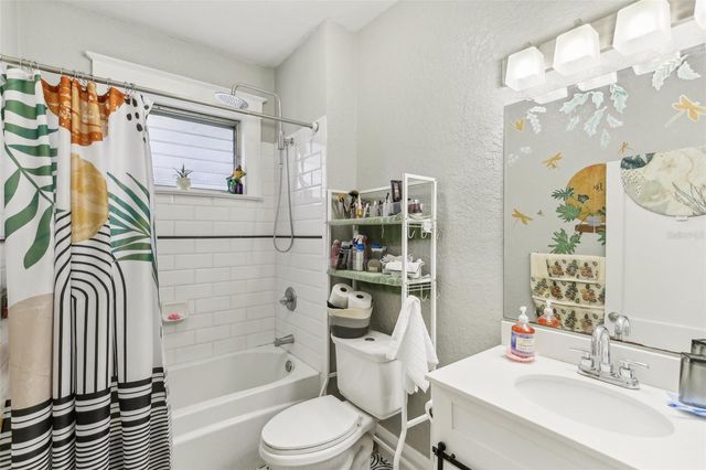 1206 E FRIERSON AVENUE B, Tampa, FL 33603