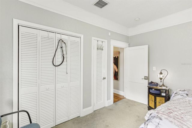 1206 E FRIERSON AVENUE B, Tampa, FL 33603