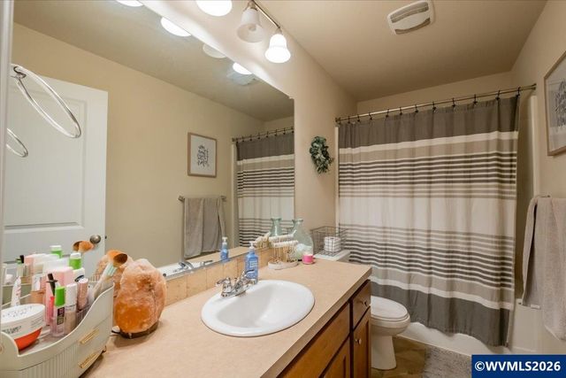 2952 NW Persimmon Wy, Albany, OR 97321