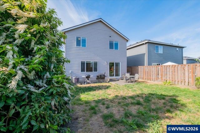 2952 NW Persimmon Wy, Albany, OR 97321