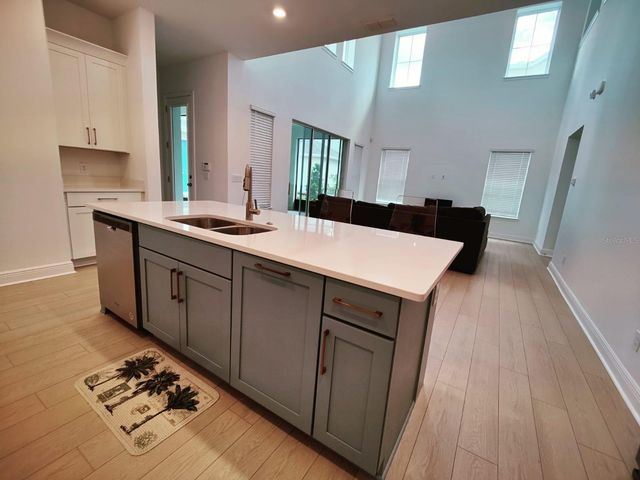 7703 NEMOURS PARKWAY, Orlando, FL 32827