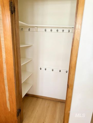 1131 11th Ave E, Twin Falls, ID 83301