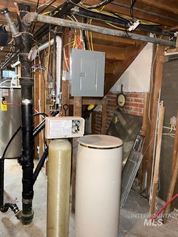 1131 11th Ave E, Twin Falls, ID 83301