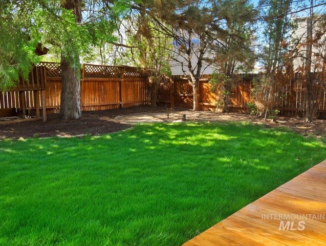 1131 11th Ave E, Twin Falls, ID 83301