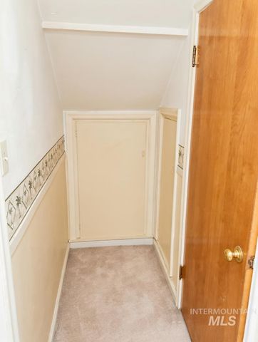 1131 11th Ave E, Twin Falls, ID 83301