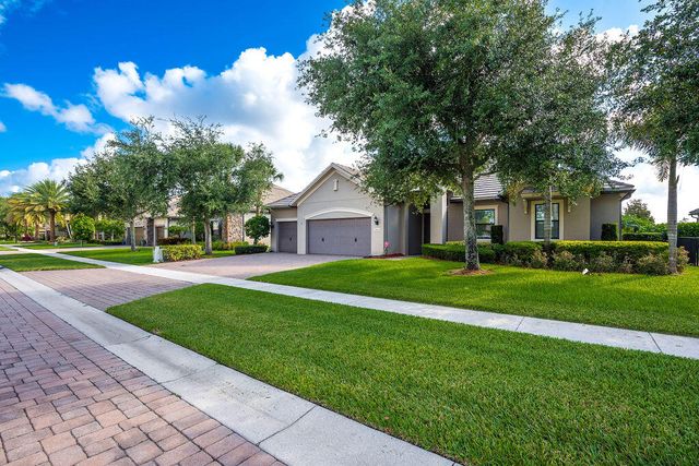 3425 Siena Circle, Wellington, FL 33414