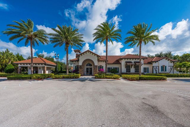 3425 Siena Circle, Wellington, FL 33414