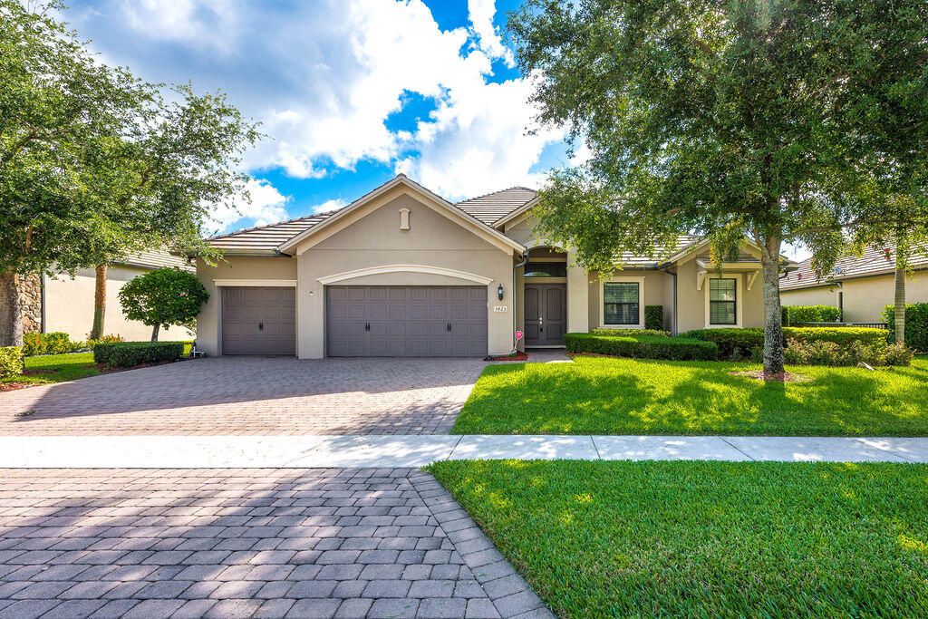 3425 Siena Circle, Wellington, FL 33414