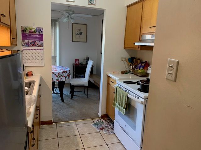 9721 S Keeler Avenue 102, Oak Lawn, IL 60453