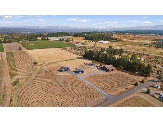 16710 S GERBER Rd, Oregon City, OR 97045