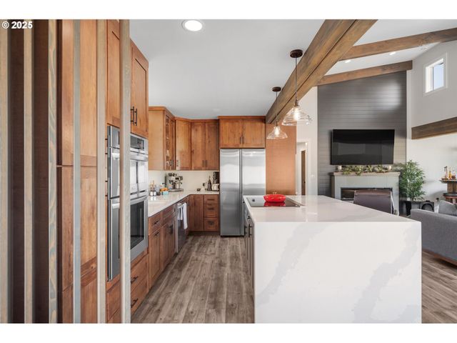 16710 S GERBER Rd, Oregon City, OR 97045