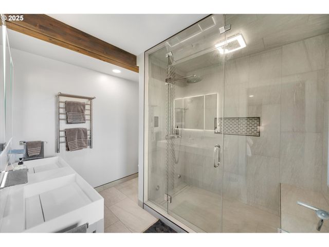 16710 S GERBER Rd, Oregon City, OR 97045