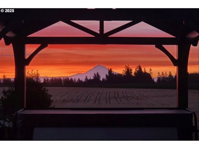16710 S GERBER Rd, Oregon City, OR 97045