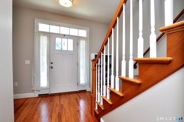 20 Miller Terrace, Windsor Locks, CT 06096