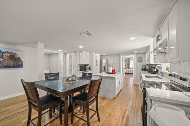 3403 Ursuline Street, Galveston, TX 77550