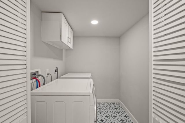 3403 Ursuline Street, Galveston, TX 77550