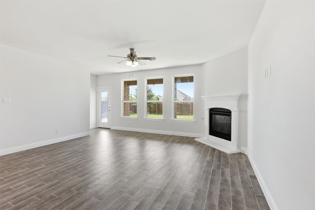 11216 Ranchera Drive, Aubrey, TX 76227