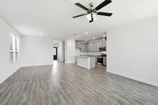 11216 Ranchera Drive, Aubrey, TX 76227