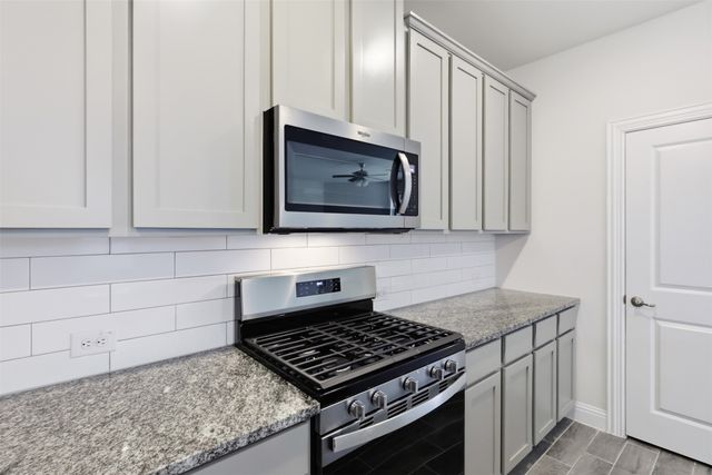 11216 Ranchera Drive, Aubrey, TX 76227