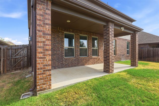 11216 Ranchera Drive, Aubrey, TX 76227