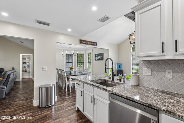 147 DOW Court, Green Cove Springs, FL 32043