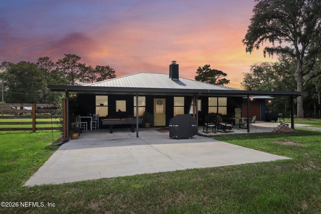 147 DOW Court, Green Cove Springs, FL 32043