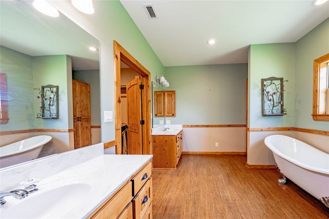 1730 County Road 1103, Athens, TX 75751