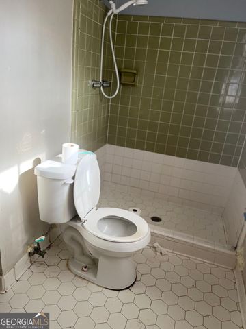 1336 White Oak Street SE, Conyers, GA 30013