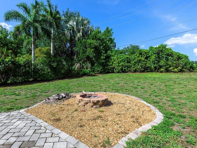 1756 COTTONWOOD TRAIL, Sarasota, FL 34232