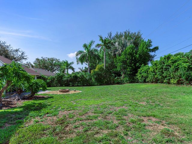 1756 COTTONWOOD TRAIL, Sarasota, FL 34232