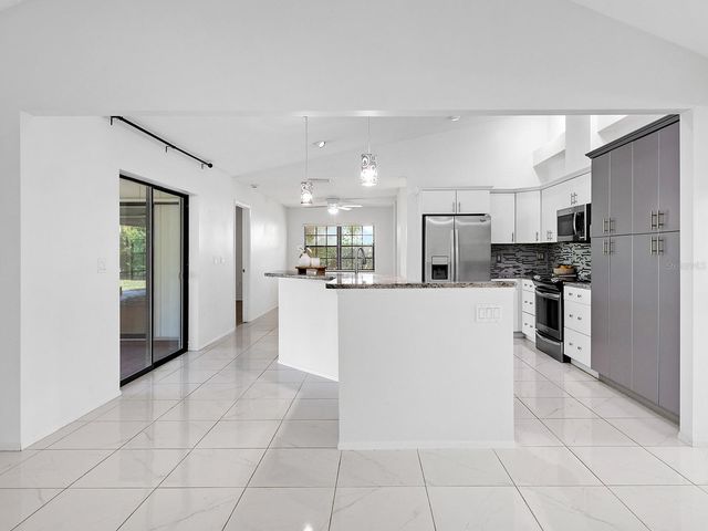 1756 COTTONWOOD TRAIL, Sarasota, FL 34232