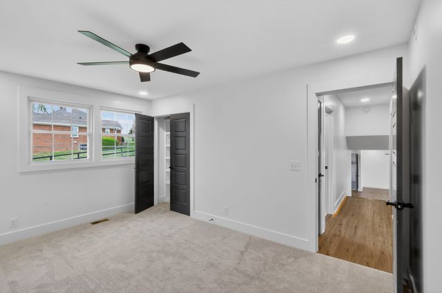 164 Luna Ln, Hendersonville, TN 37075