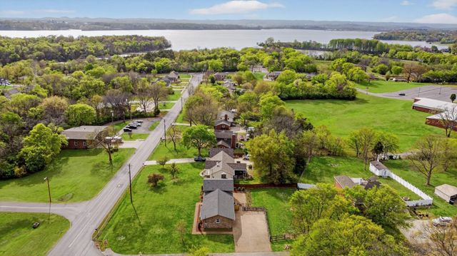 164 Luna Ln, Hendersonville, TN 37075