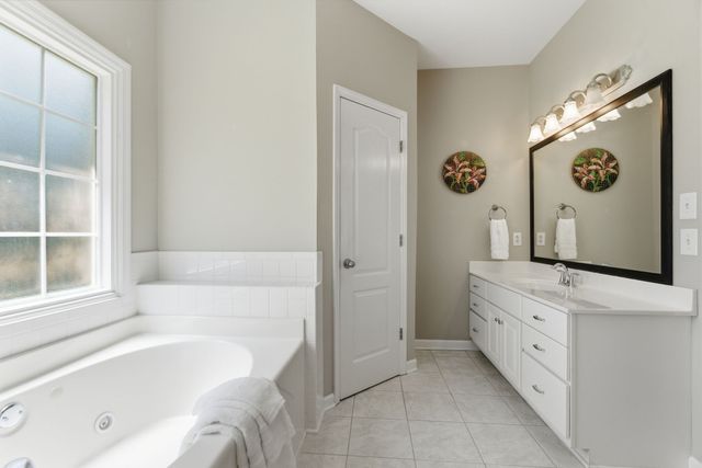 808 Peconic Pl, Murfreesboro, TN 37130