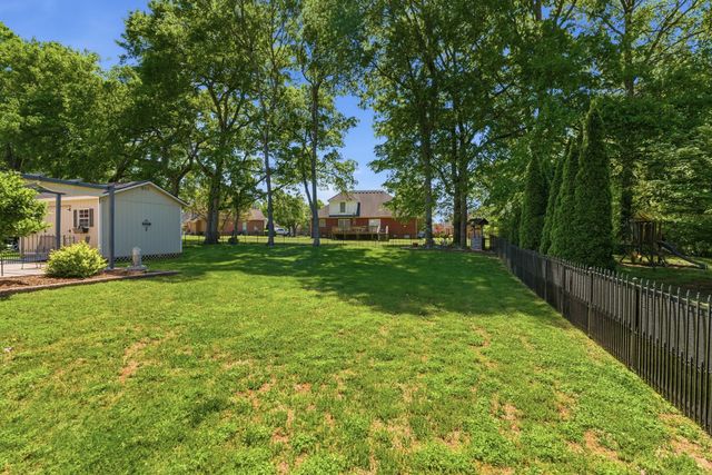 808 Peconic Pl, Murfreesboro, TN 37130