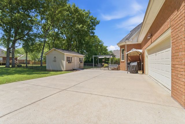 808 Peconic Pl, Murfreesboro, TN 37130