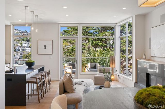 4558 19th Street, San Francisco, CA 94114
