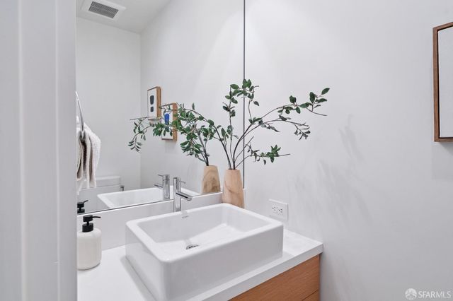 4558 19th Street, San Francisco, CA 94114