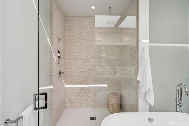 4558 19th Street, San Francisco, CA 94114