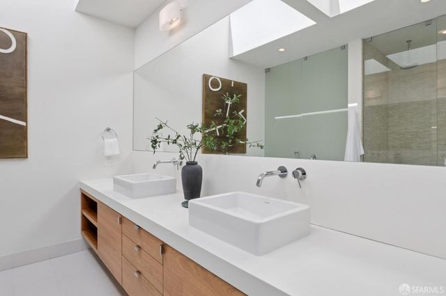 4558 19th Street, San Francisco, CA 94114