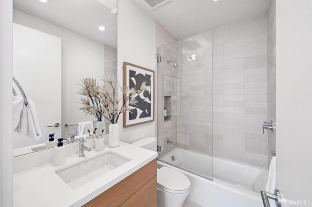 4558 19th Street, San Francisco, CA 94114