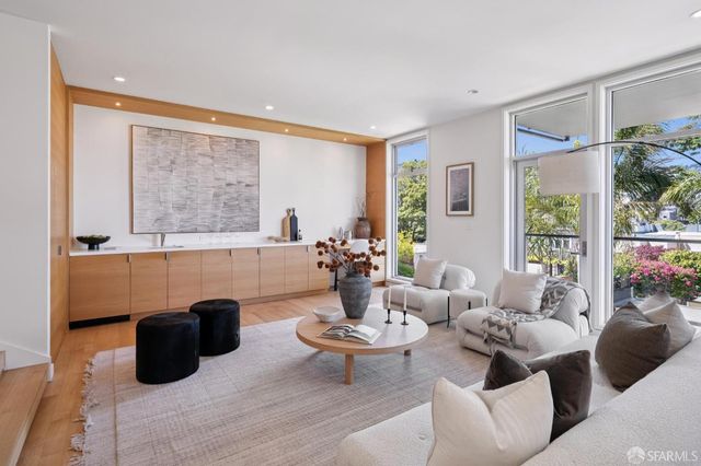 4558 19th Street, San Francisco, CA 94114