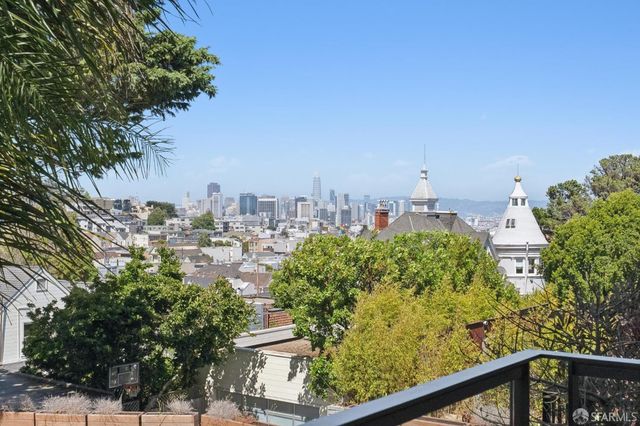 4558 19th Street, San Francisco, CA 94114