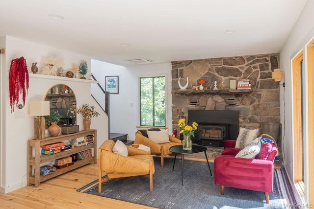 4594 State Route 97, Narrowsburg, NY 12764