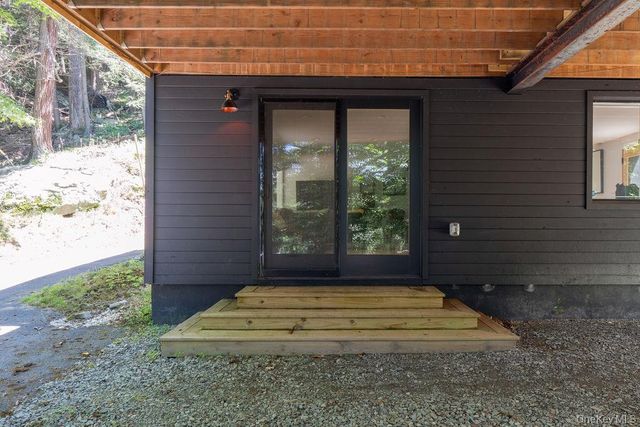 4594 State Route 97, Narrowsburg, NY 12764