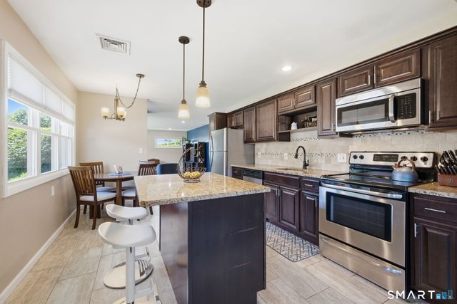 64 Stevens Street, East Hartford, CT 06118