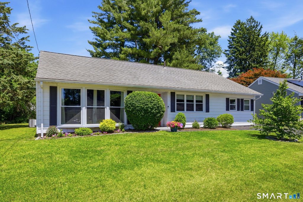 64 Stevens Street, East Hartford, CT 06118