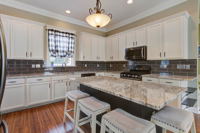 136 Heart Pine Circle, Summerville, SC 29485