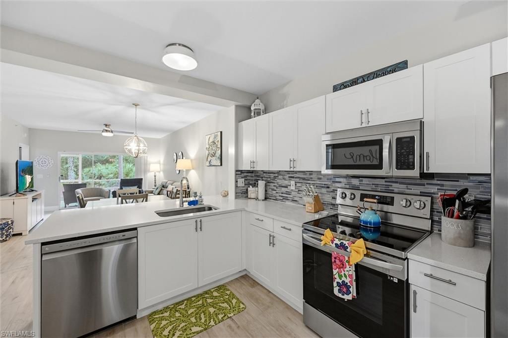 9165 Celeste DR 103, NAPLES, FL 34113 — photo 2