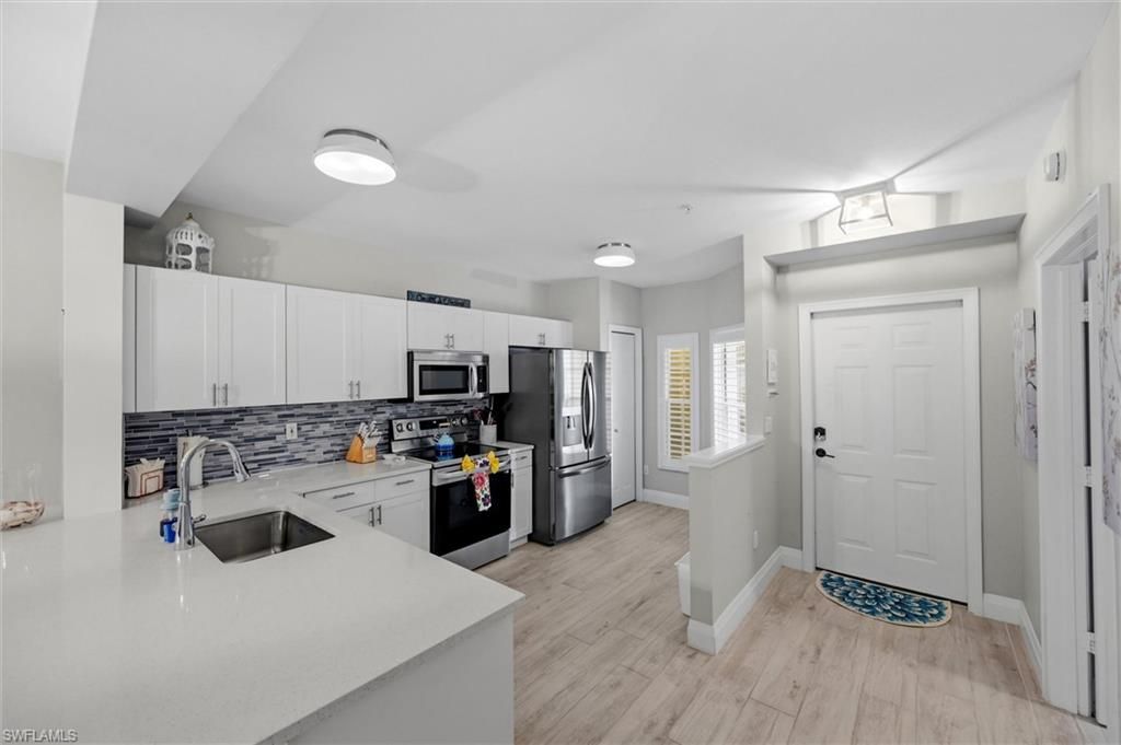 9165 Celeste DR 103, NAPLES, FL 34113 — photo 4